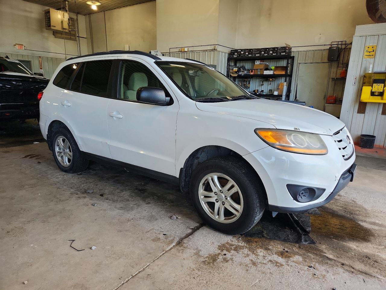 2011 HYUNDAI SANTA FE