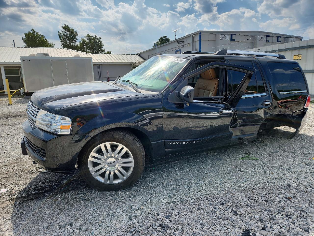 2014 LINCOLN Navigator