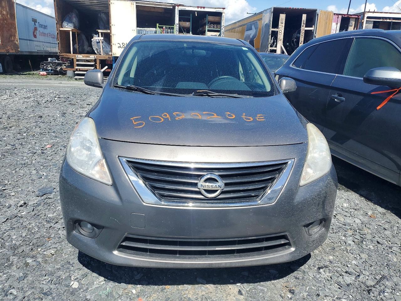 2012 NISSAN VERSA