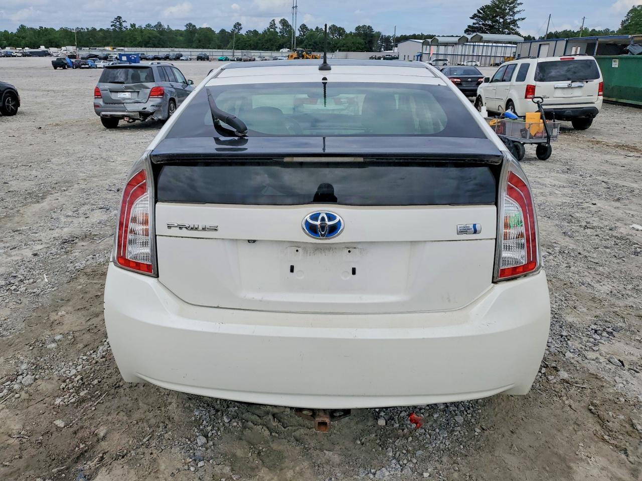 2013 TOYOTA PRIUS