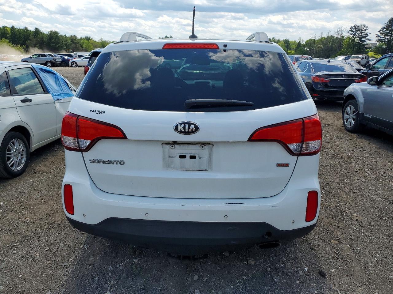 2015 KIA SORENTO