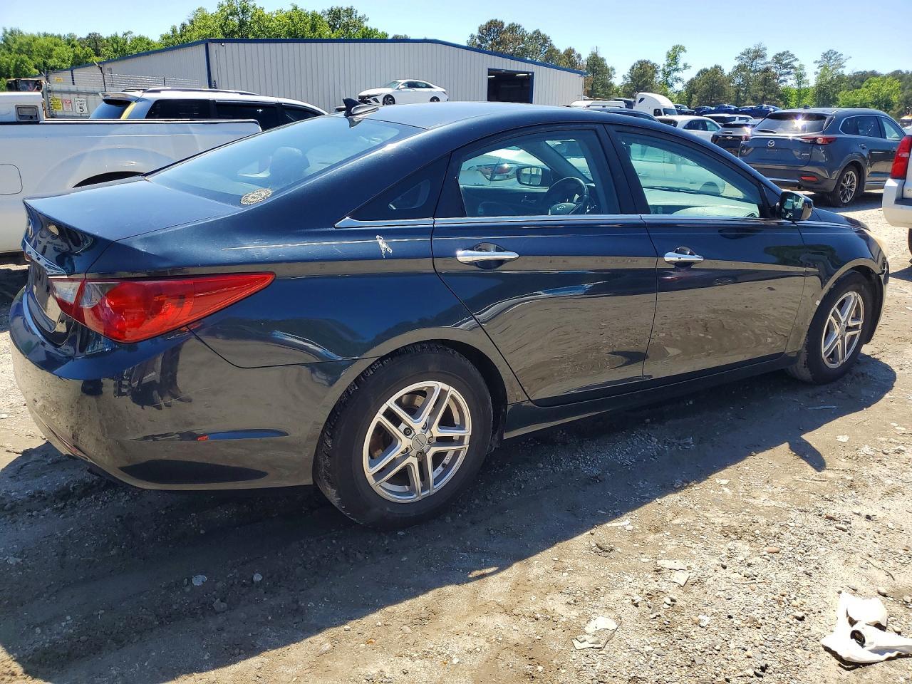 2011 HYUNDAI SONATA
