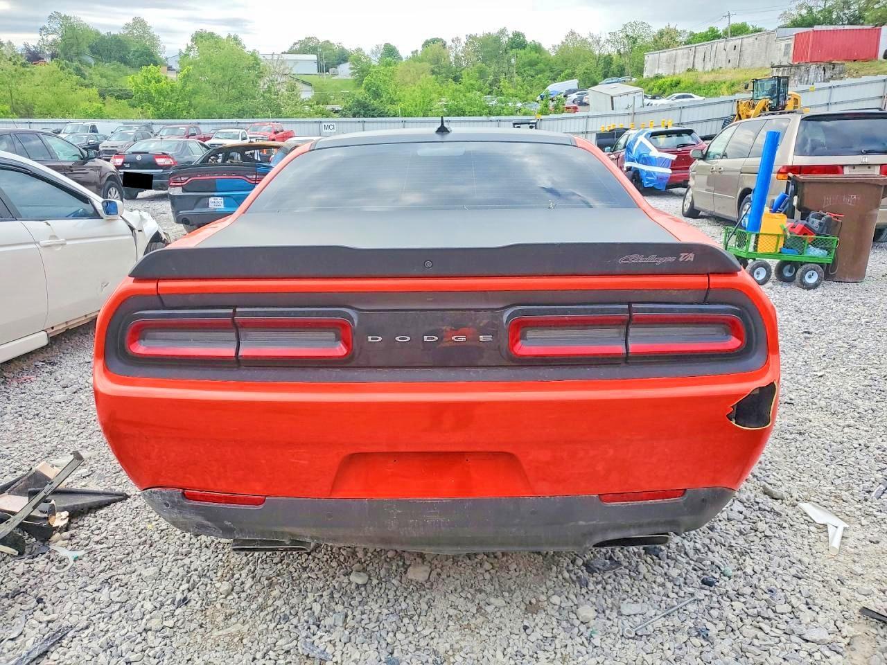2018 DODGE Challenger
