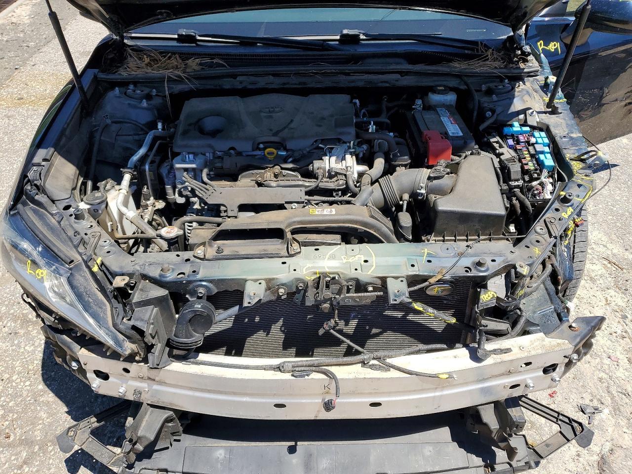 2018 TOYOTA CAMRY
