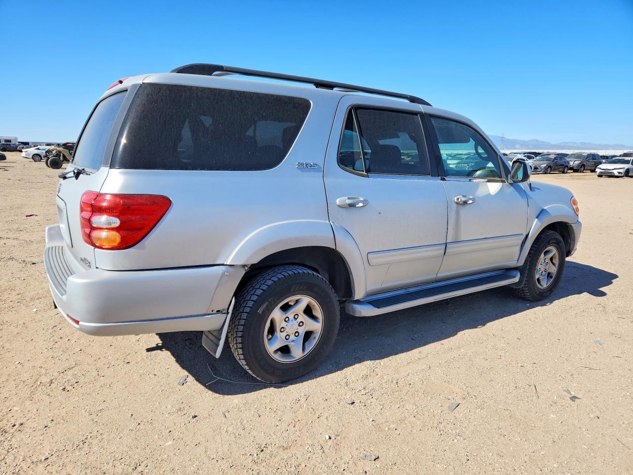 2002 TOYOTA Sequoia