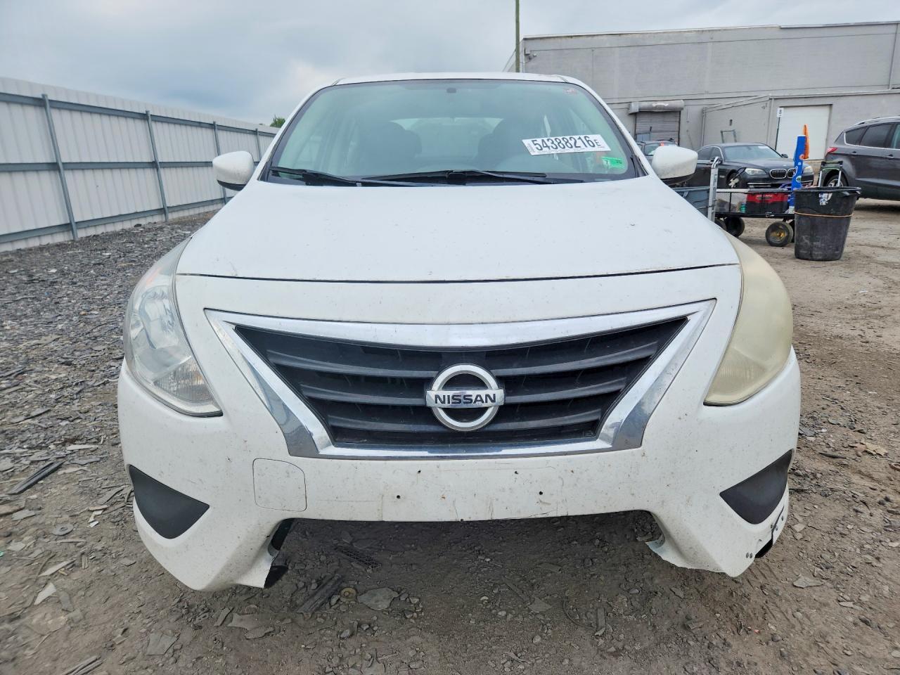 2017 NISSAN VERSA
