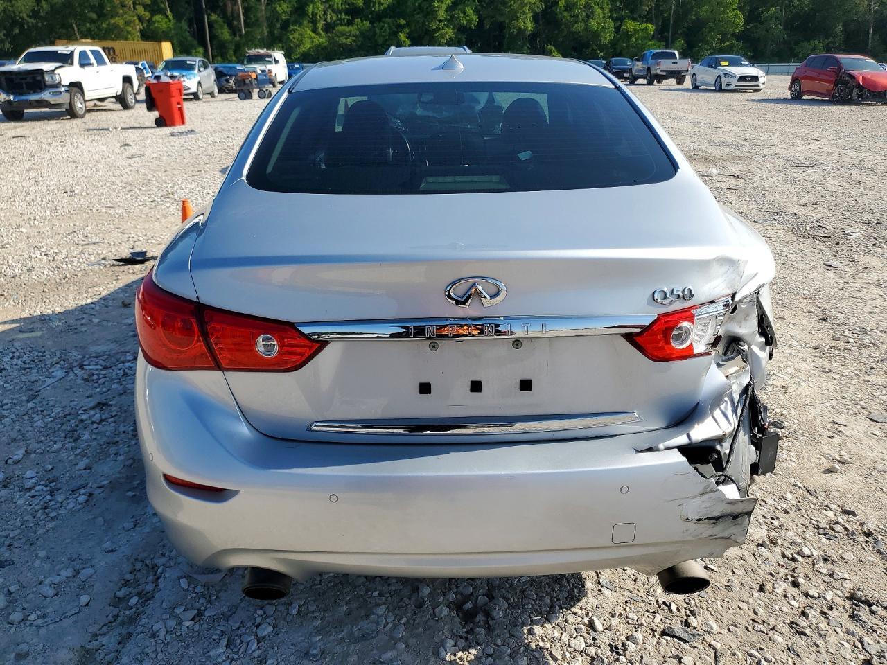 2016 INFINITI Q50