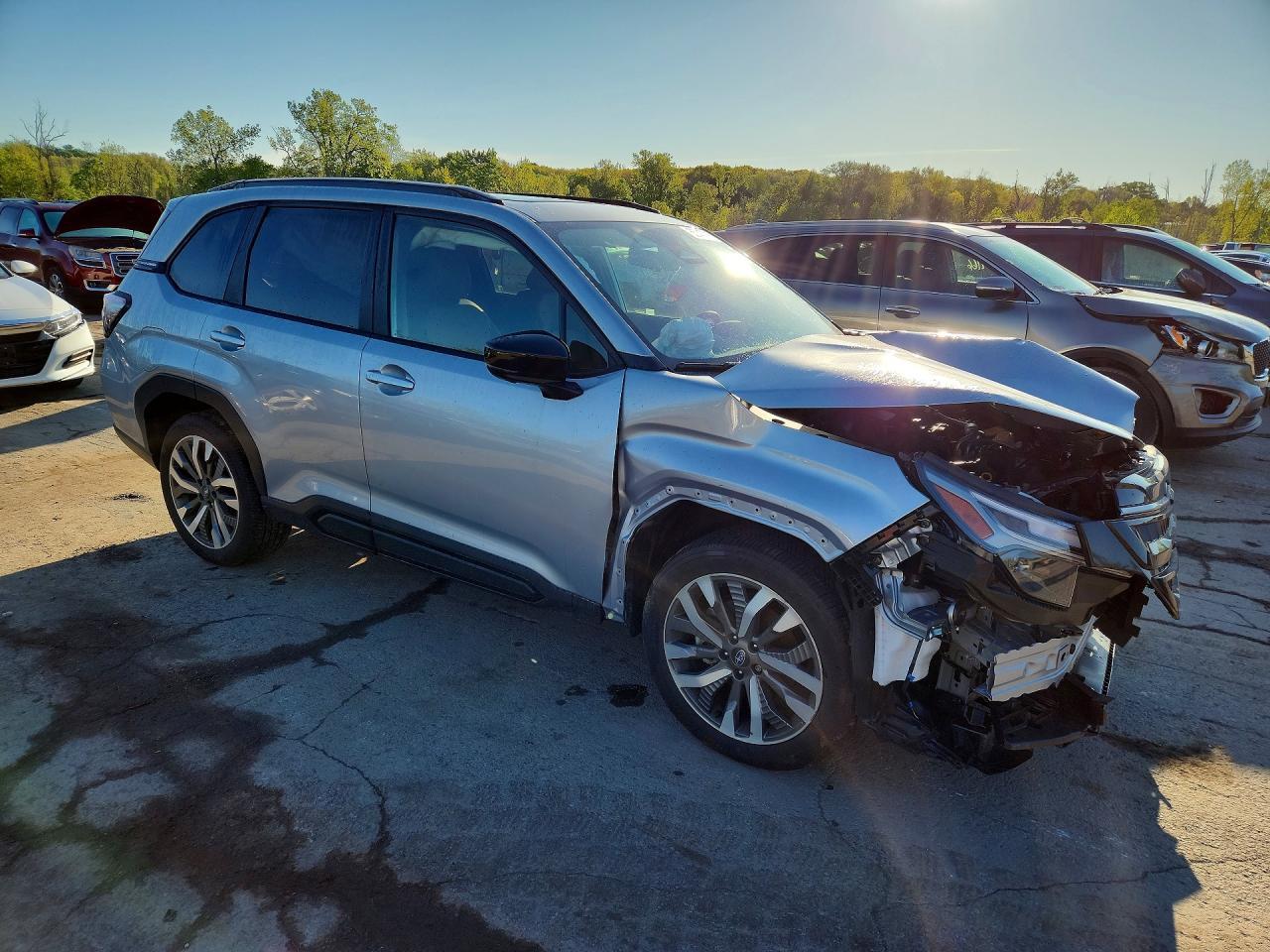 2025 SUBARU FORESTER