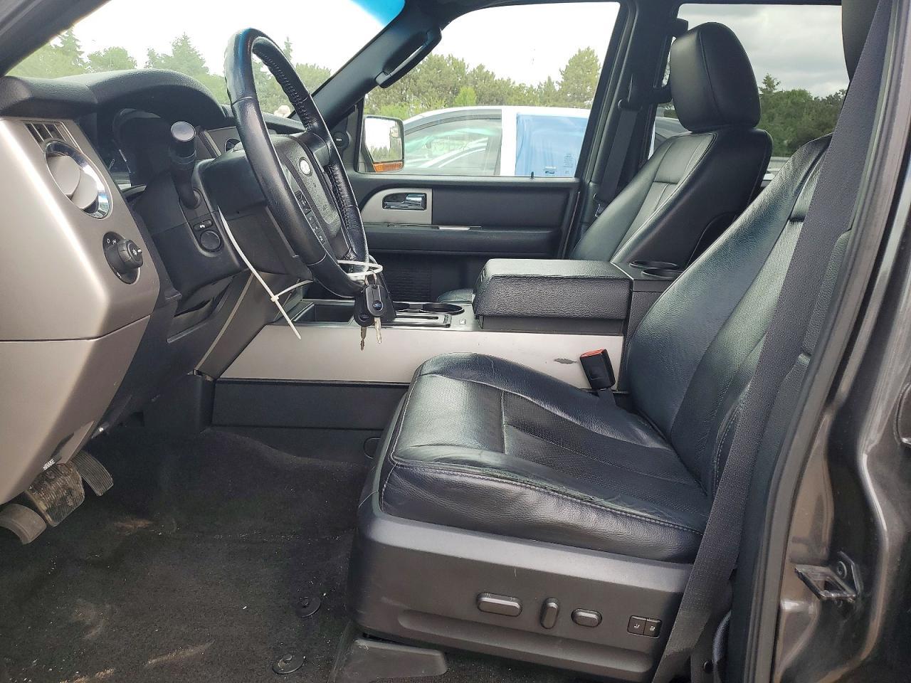 2017 FORD Expedition