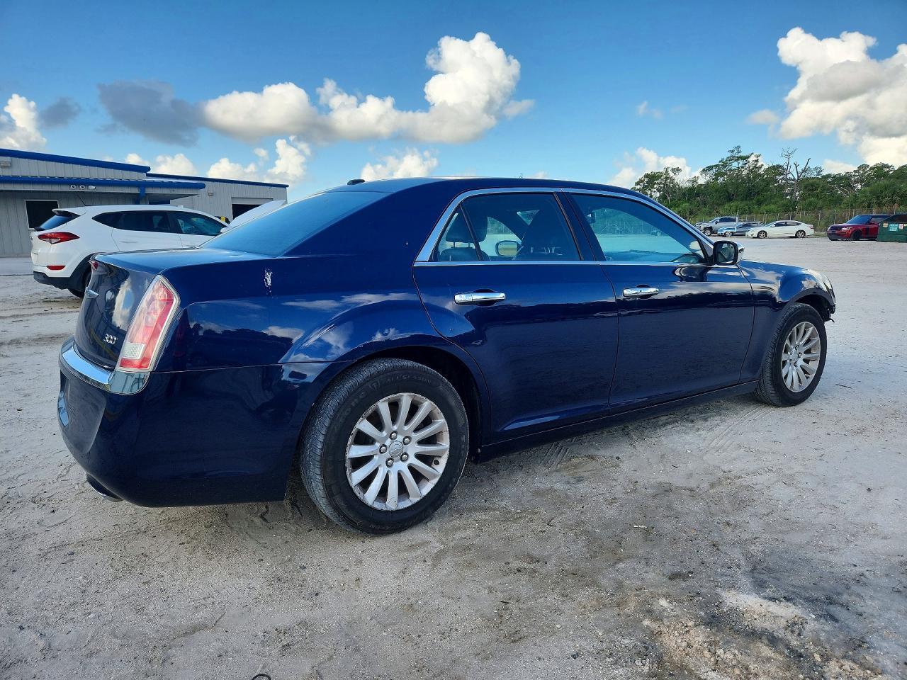 2014 CHRYSLER 300