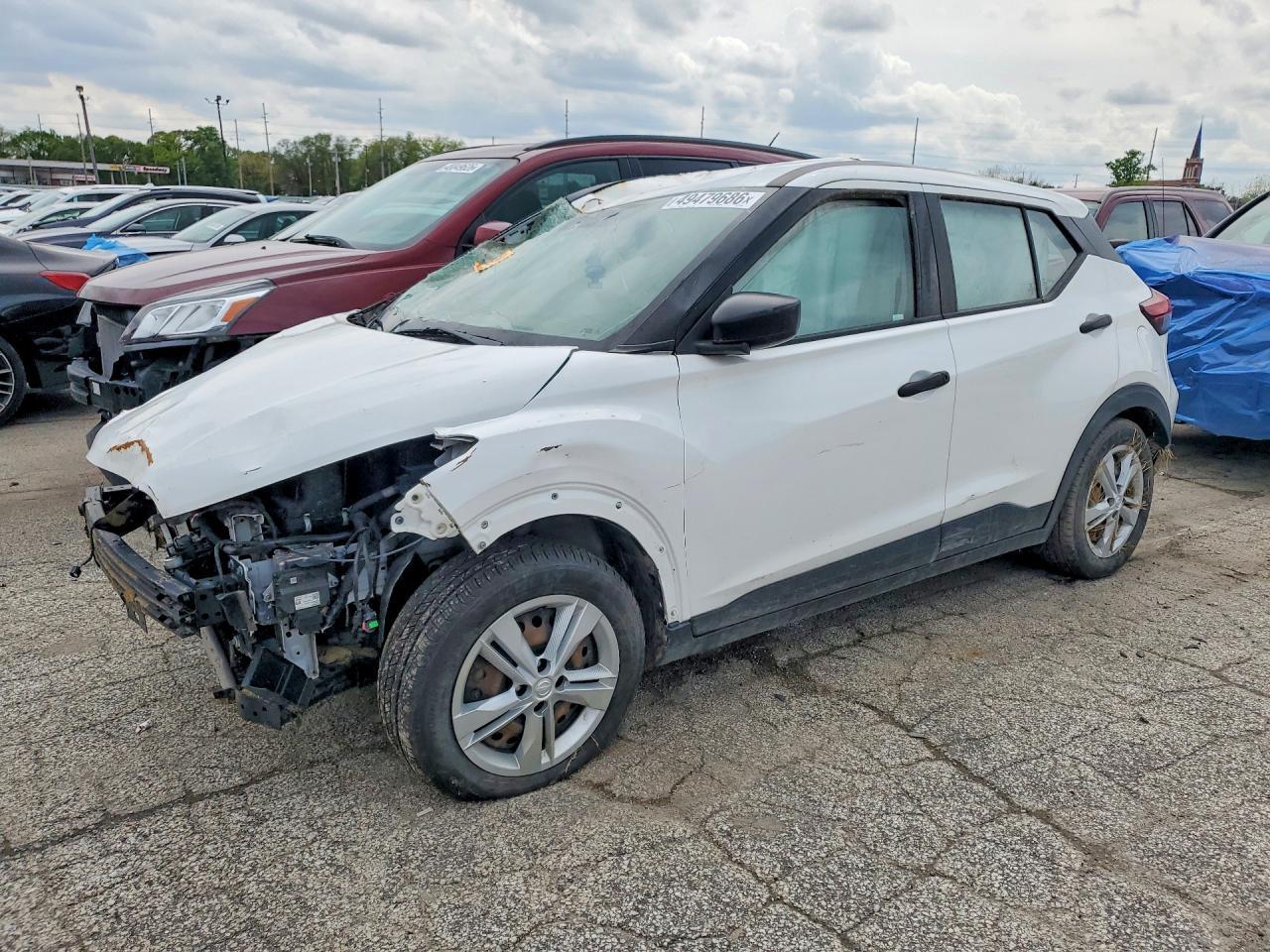 2022 NISSAN KICKS