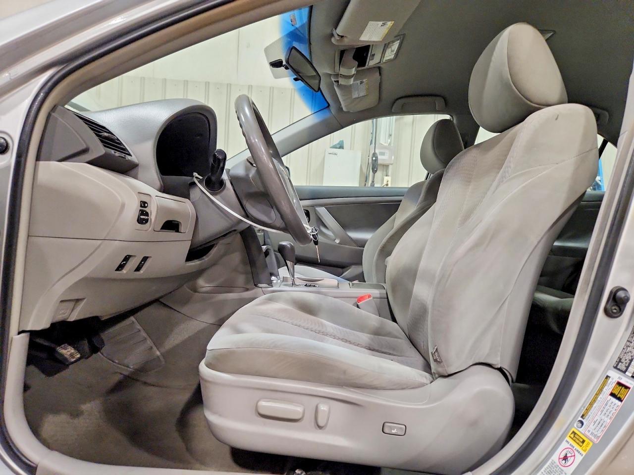 2011 TOYOTA CAMRY