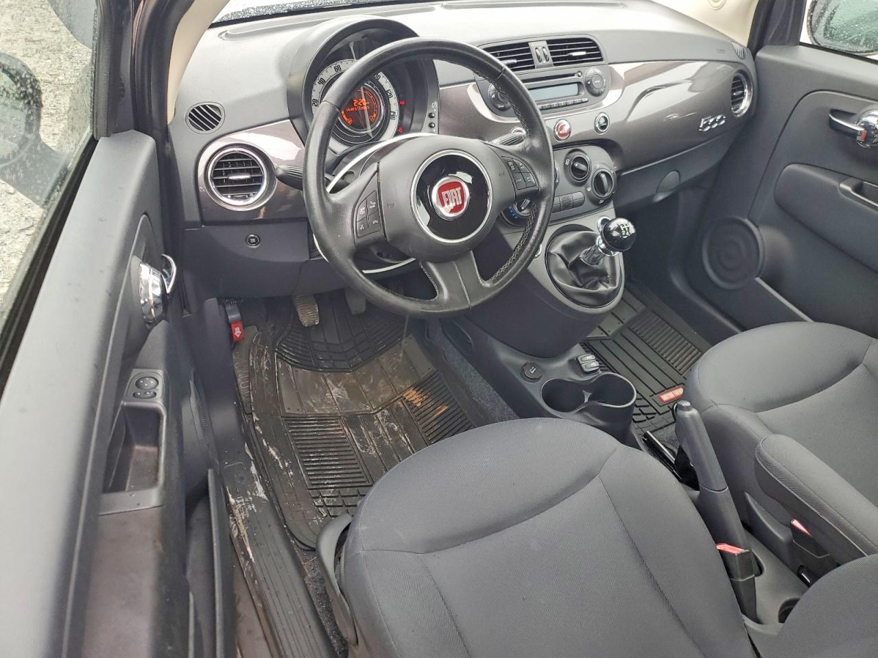 2015 FIAT 500