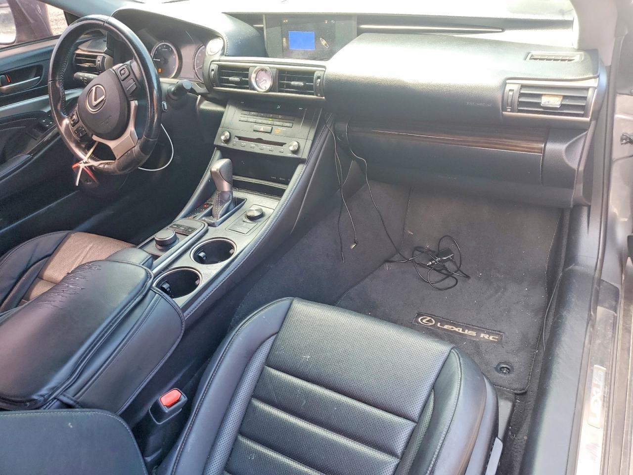 2016 LEXUS RC 200t