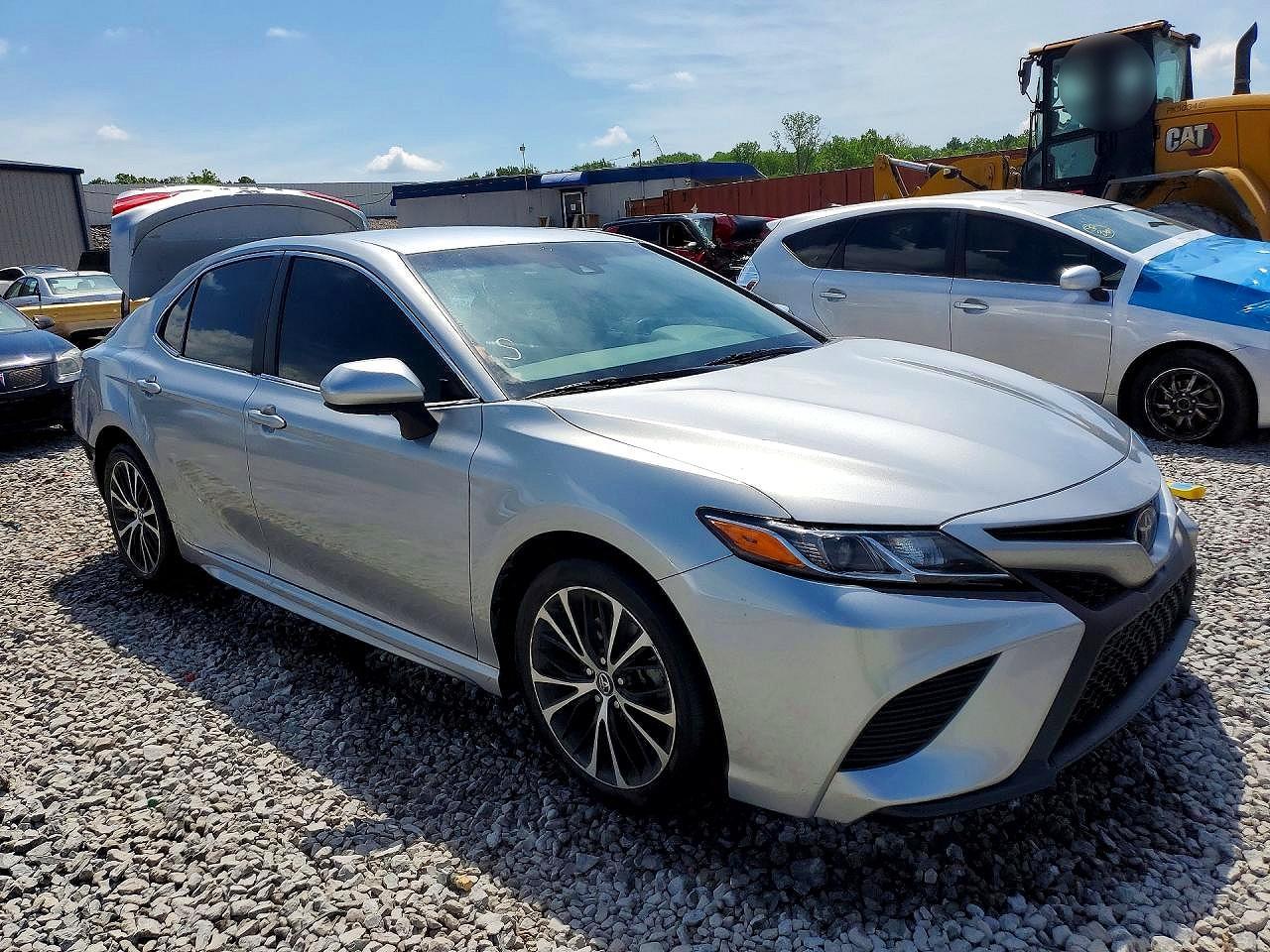 2018 TOYOTA CAMRY