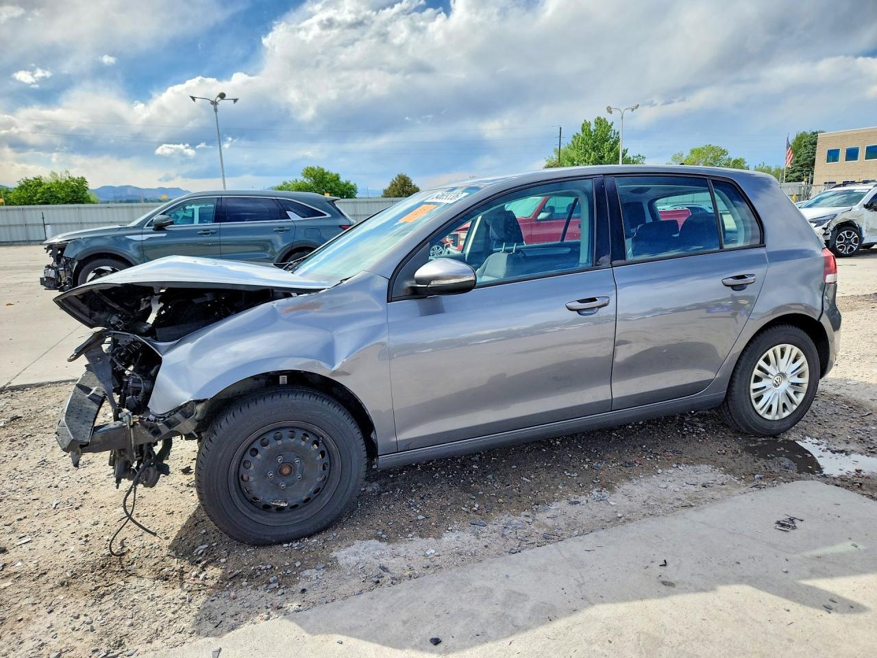 2012 VOLKSWAGEN GOLF