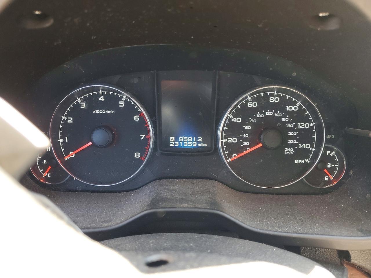 2013 SUBARU Outback
