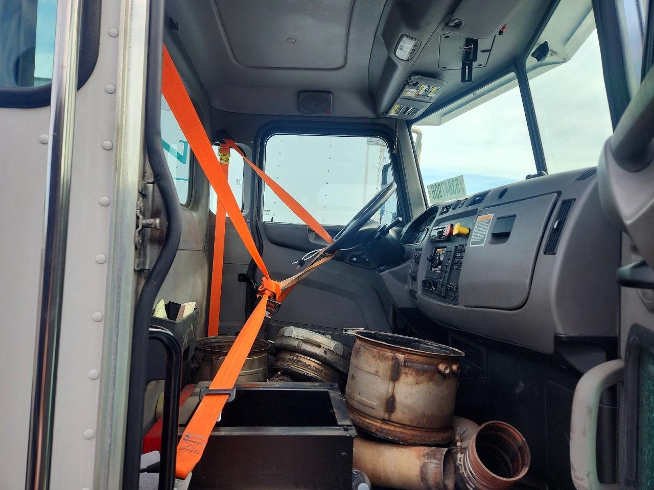 2020 PETERBILT 348