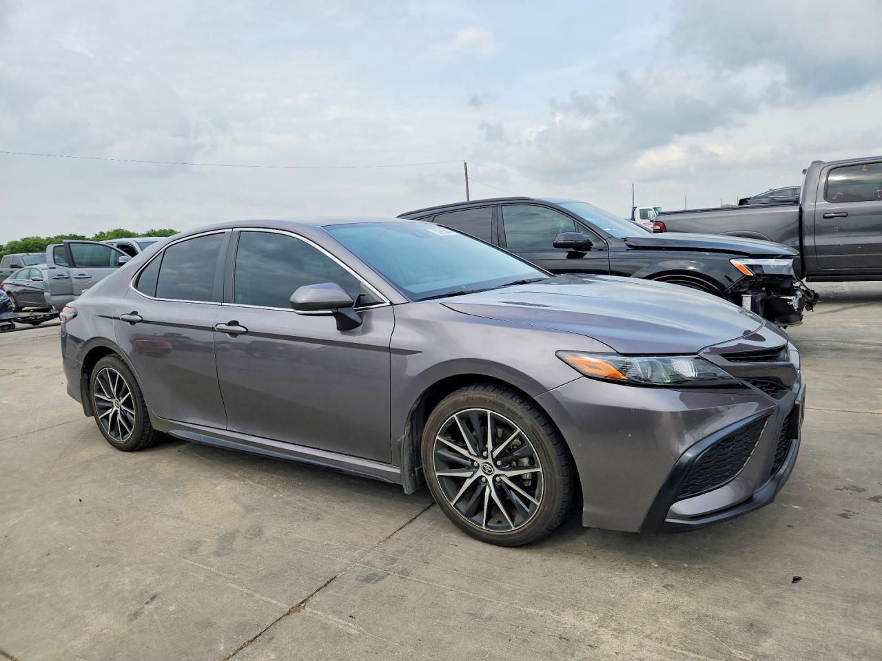 2023 TOYOTA CAMRY