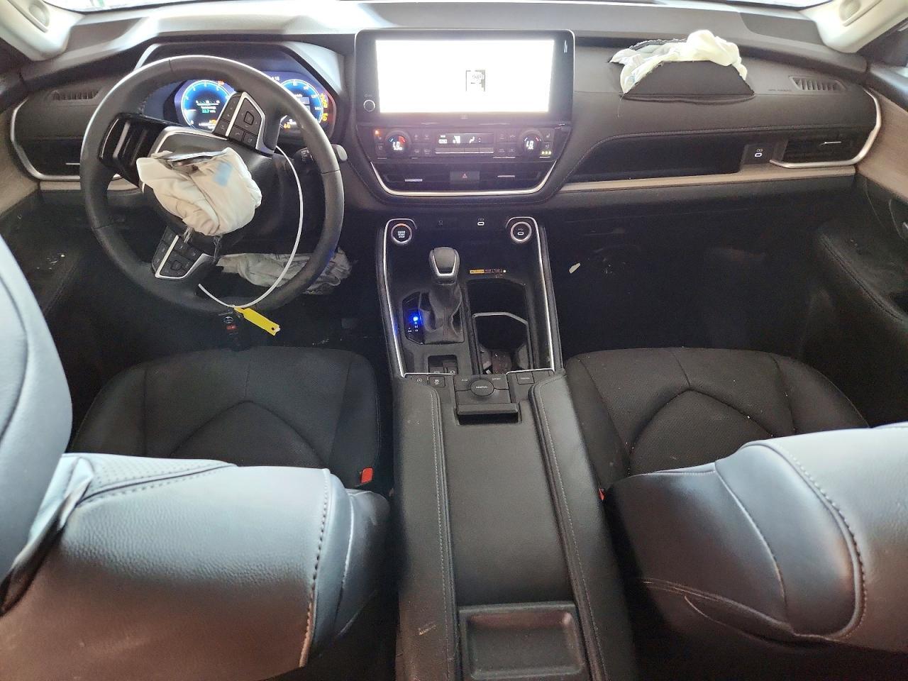 2026 TOYOTA HIGHLANDER