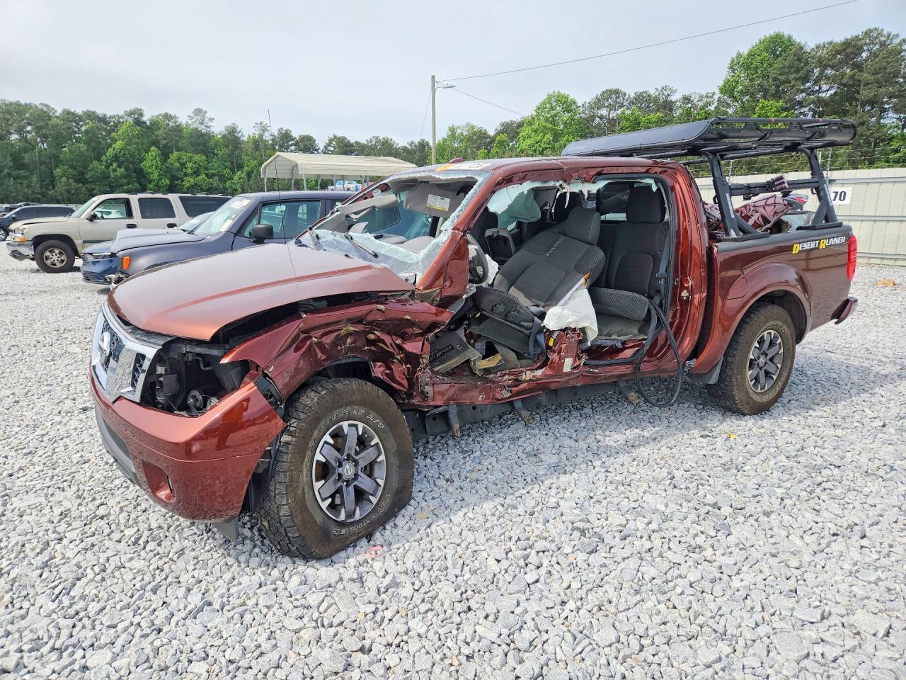 2016 NISSAN Frontier
