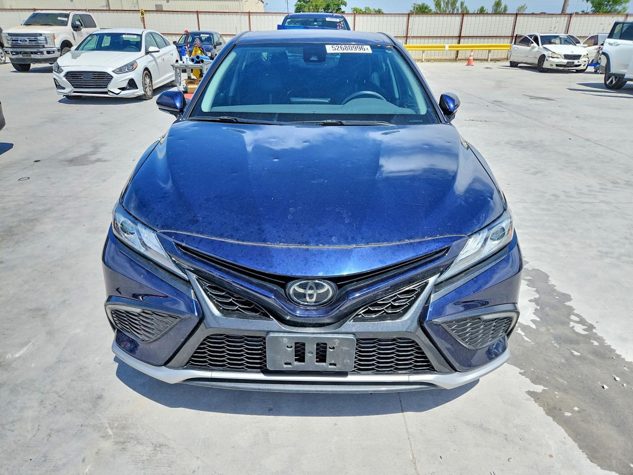 2022 TOYOTA CAMRY