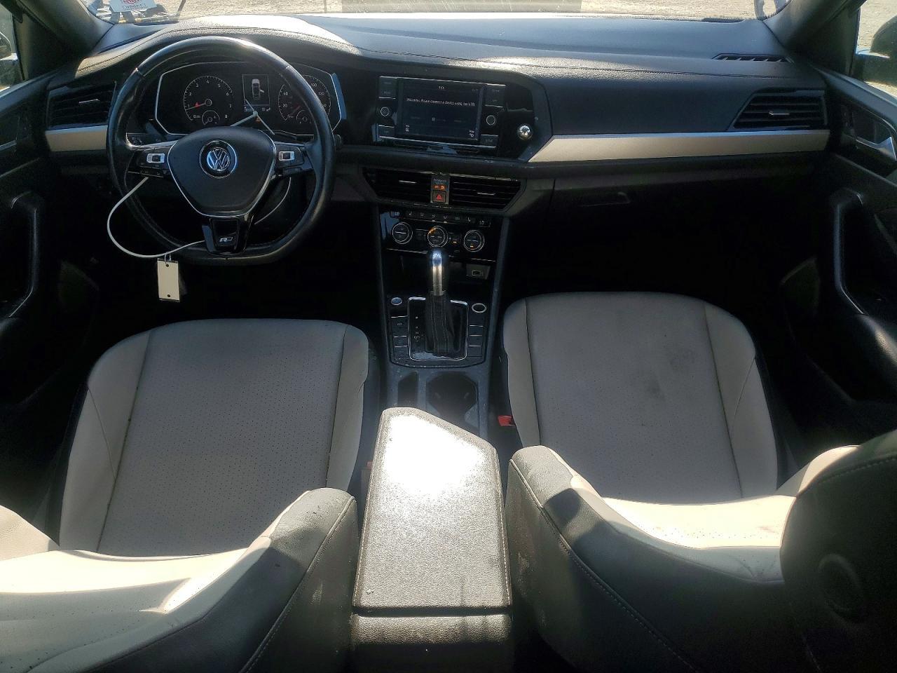 2019 VOLKSWAGEN JETTA