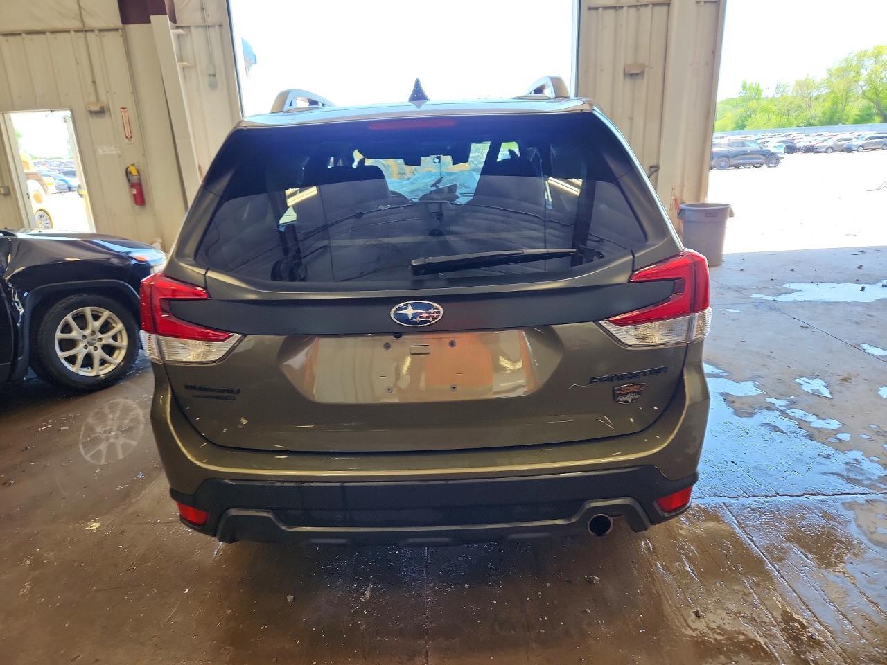2024 SUBARU FORESTER