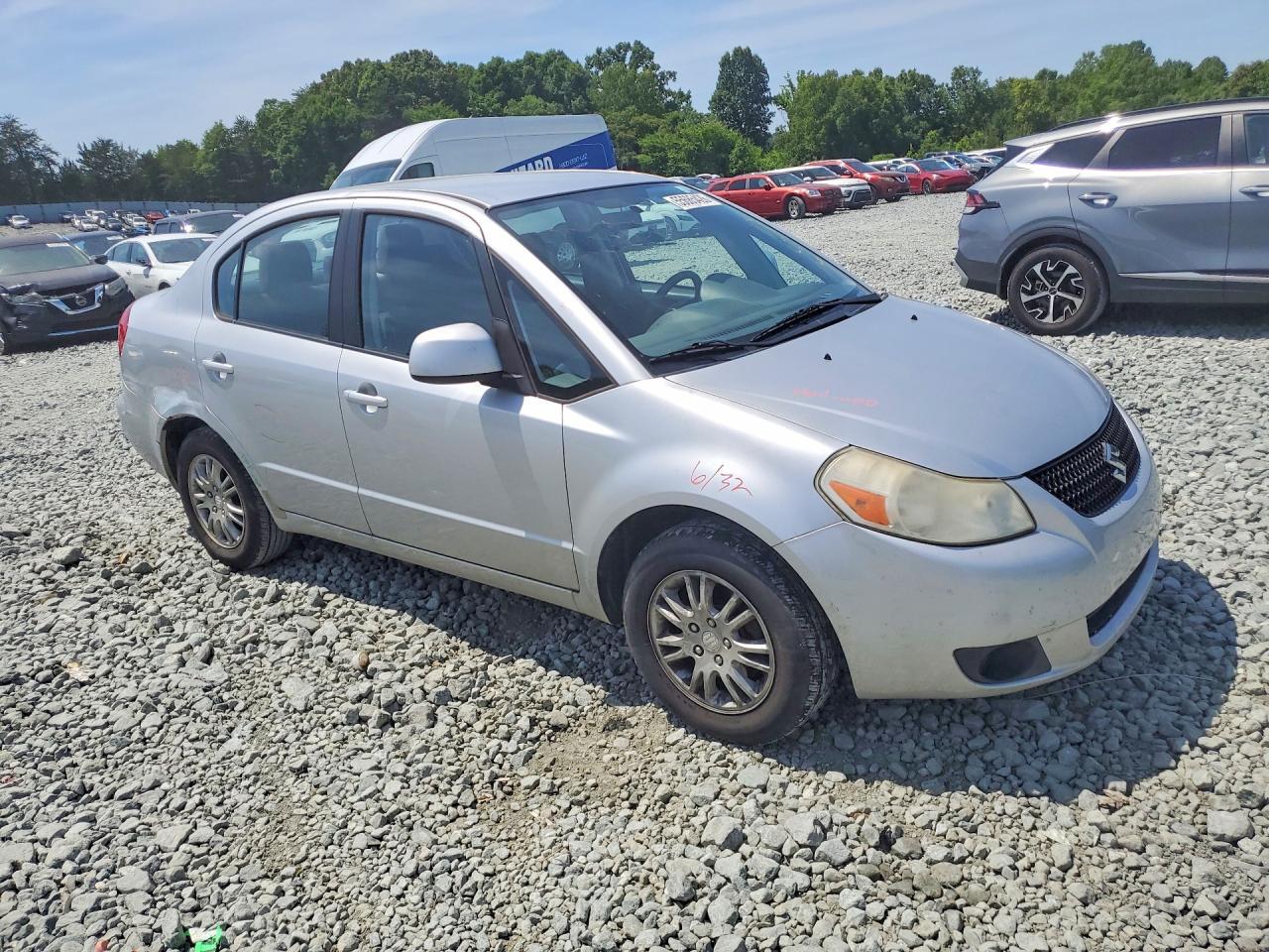 2012 SUZUKI SX4