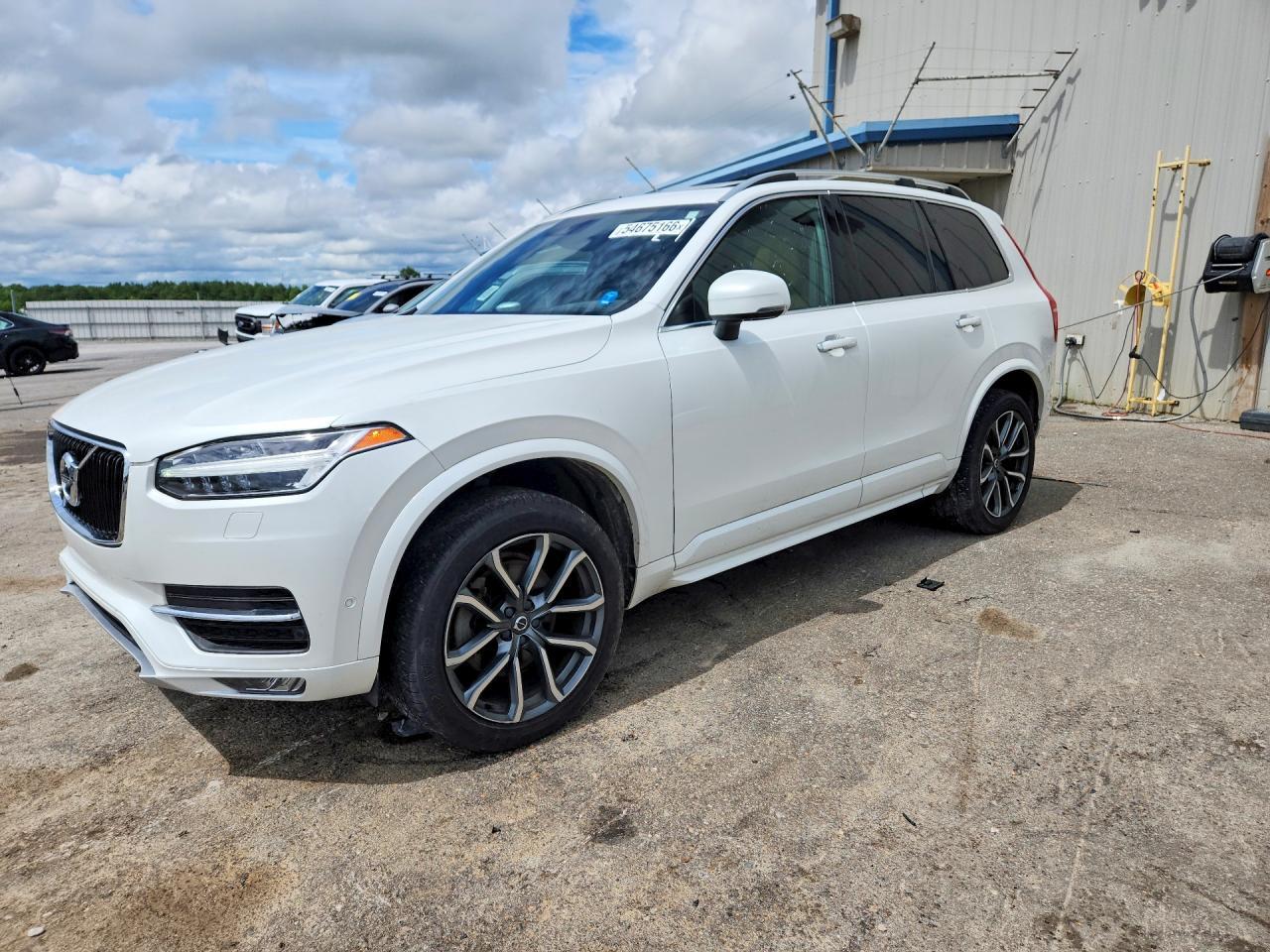 2017 VOLVO XC90