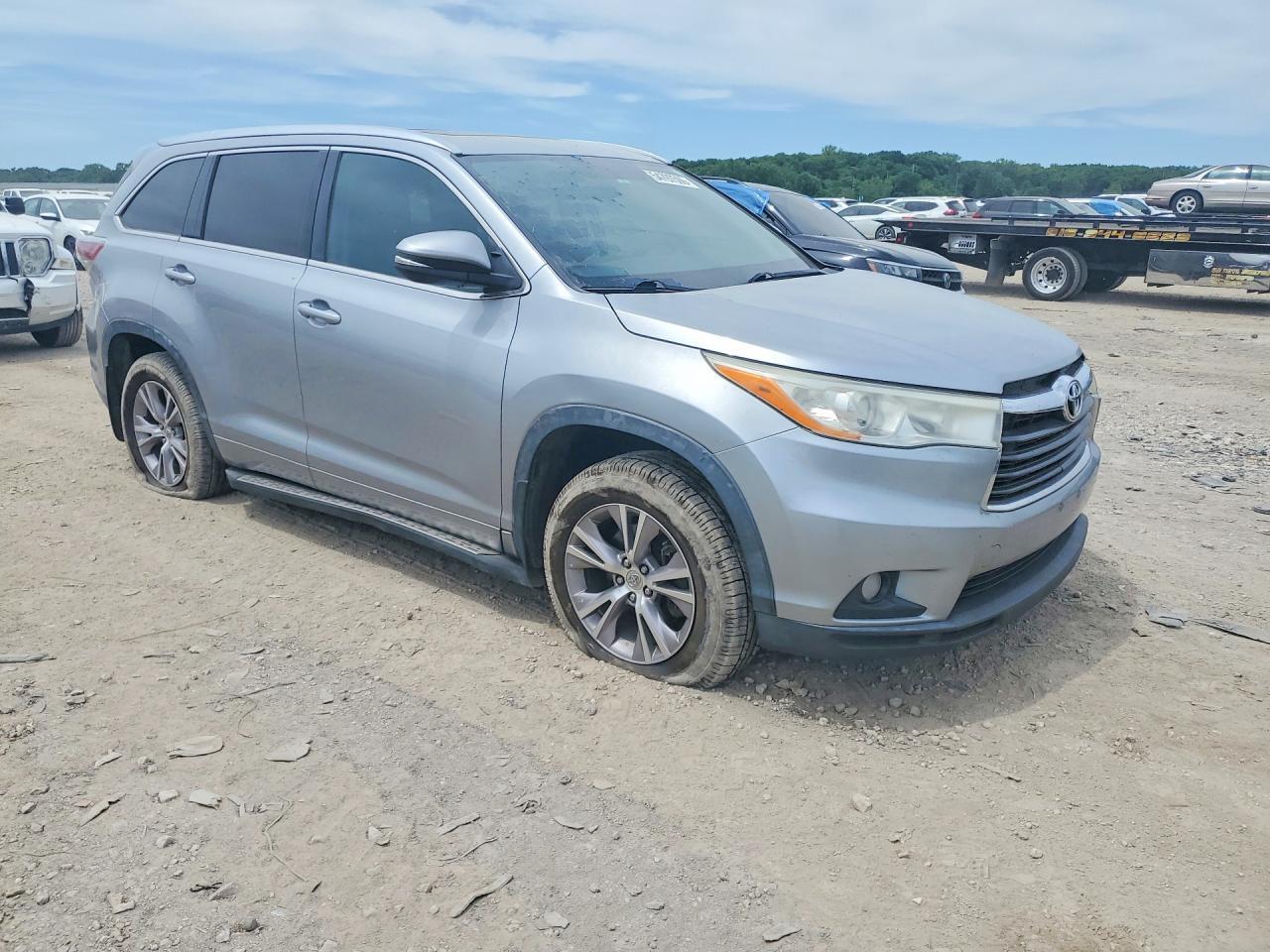2014 TOYOTA HIGHLANDER