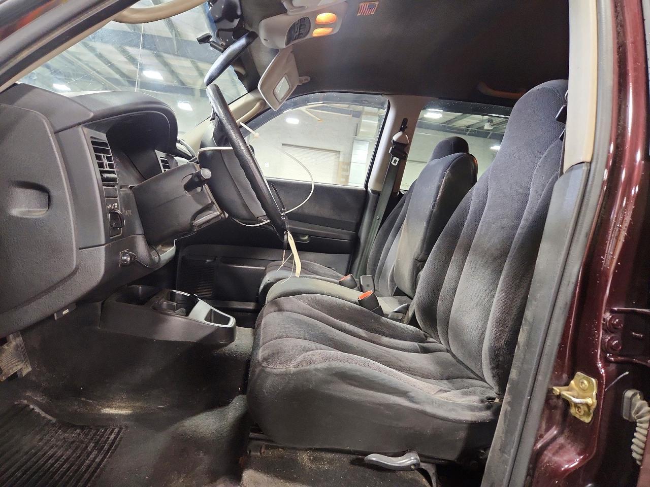 2004 DODGE Dakota