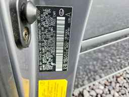 2004 LEXUS ES 330