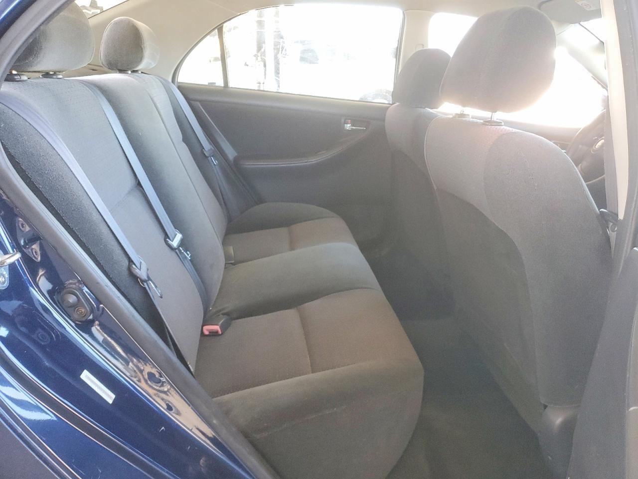2004 TOYOTA COROLLA