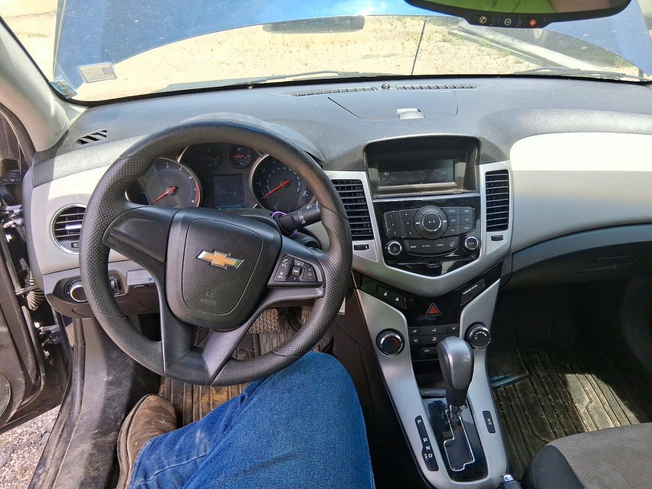 2011 CHEVROLET CRUZE