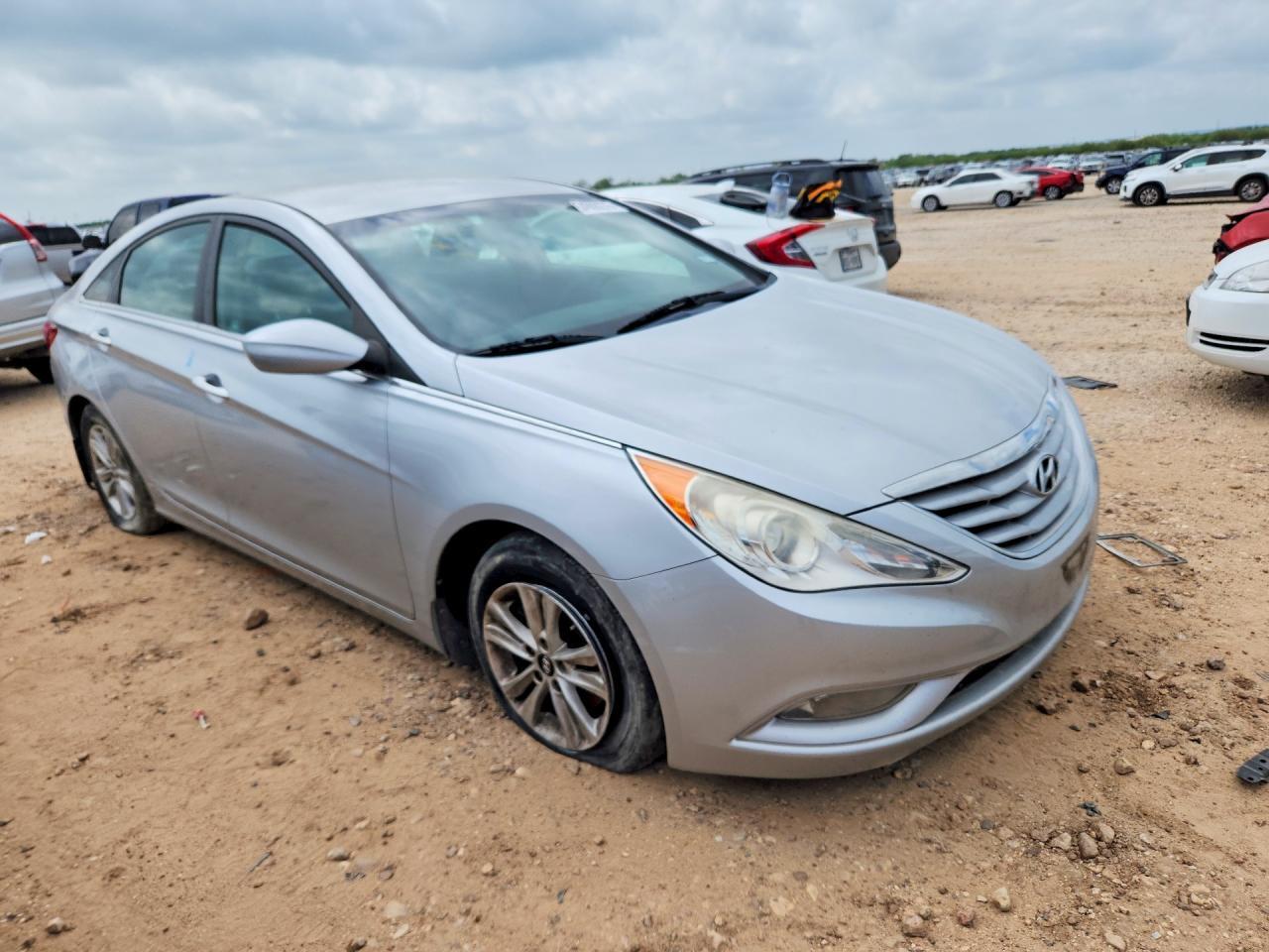 2013 HYUNDAI SONATA