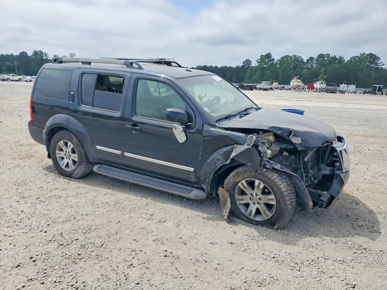 2012 NISSAN PATHFINDER