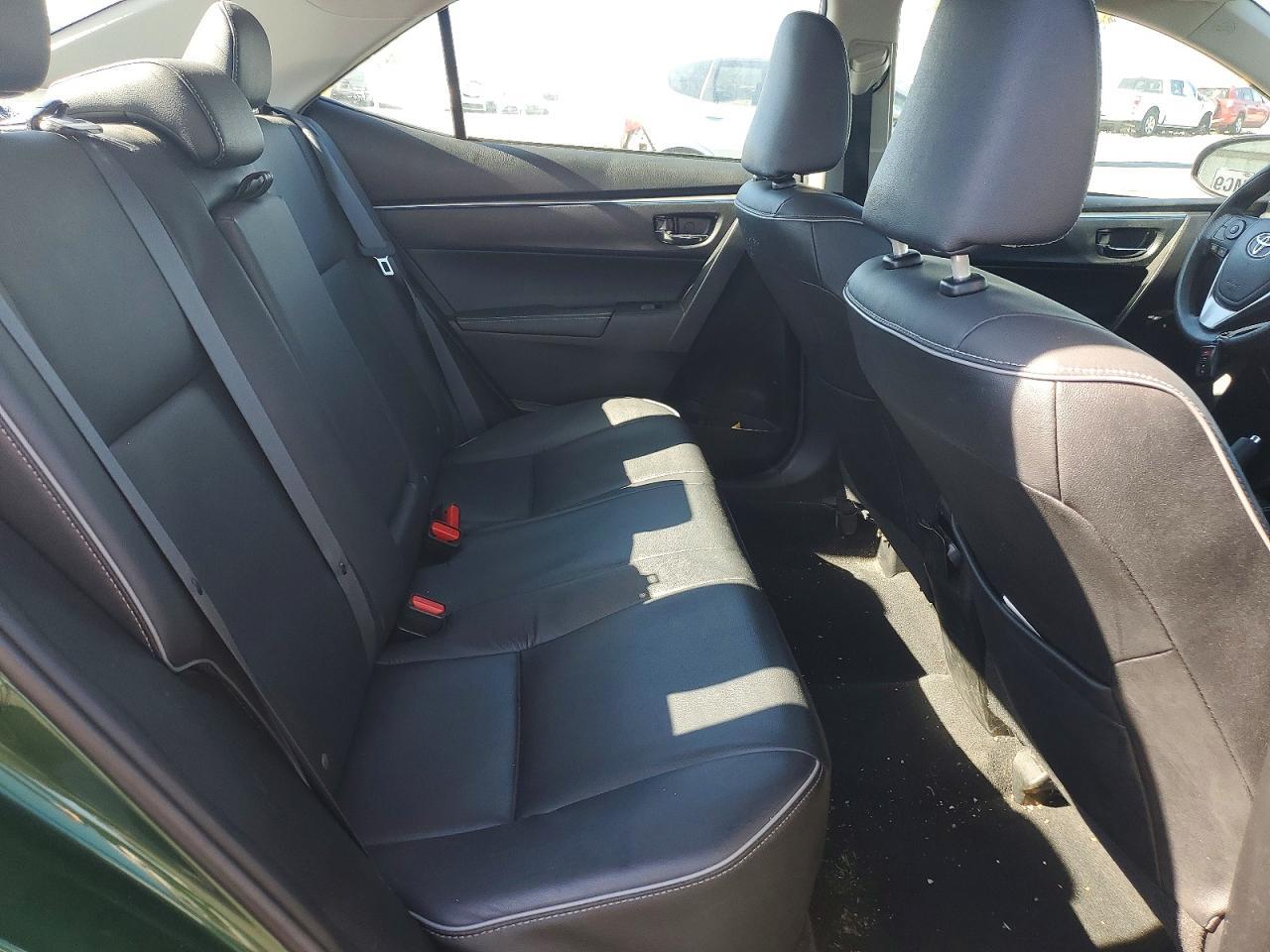 2015 TOYOTA COROLLA