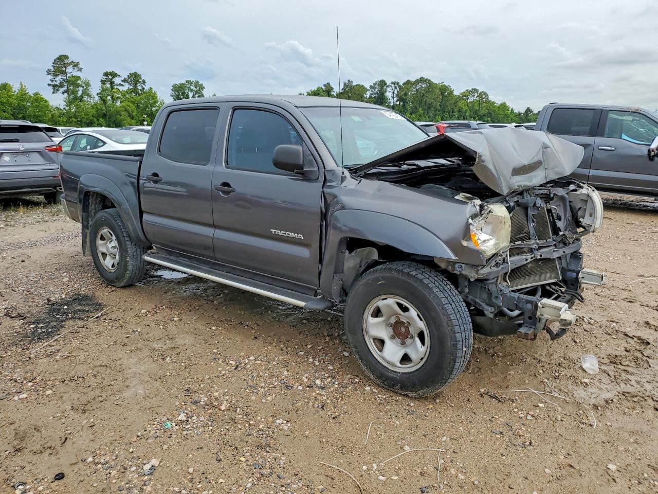 2011 TOYOTA TACOMA