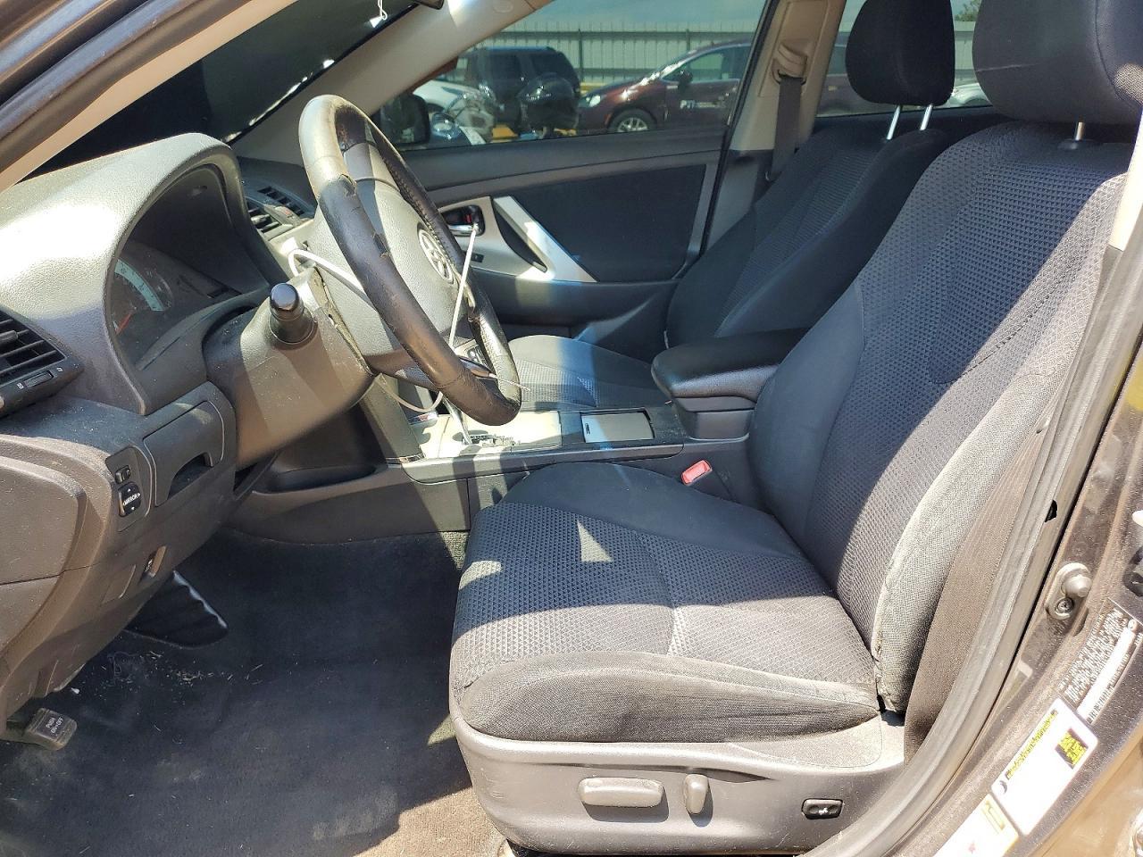 2011 TOYOTA CAMRY