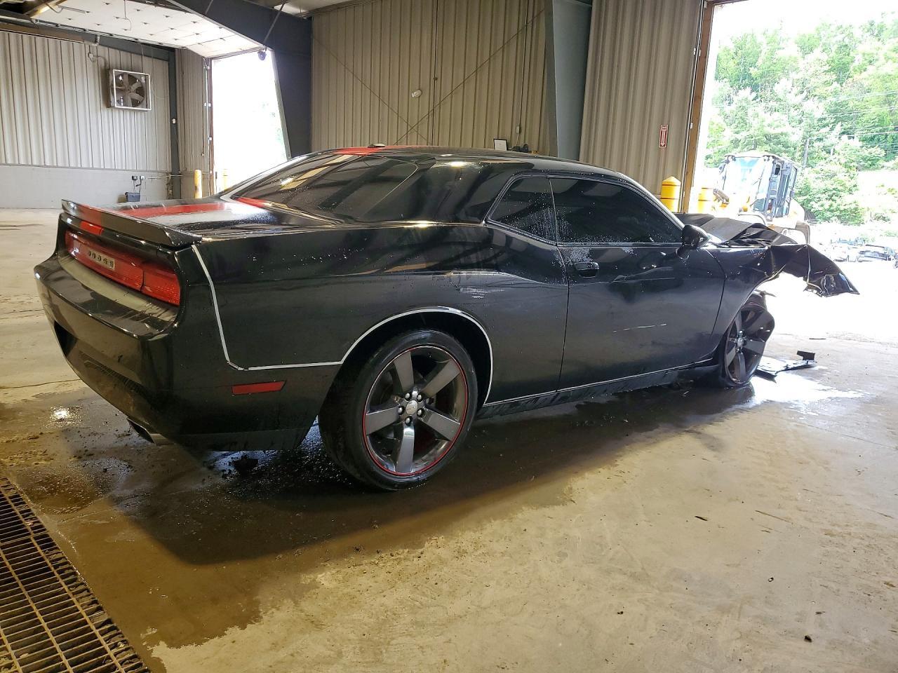 2012 DODGE Challenger