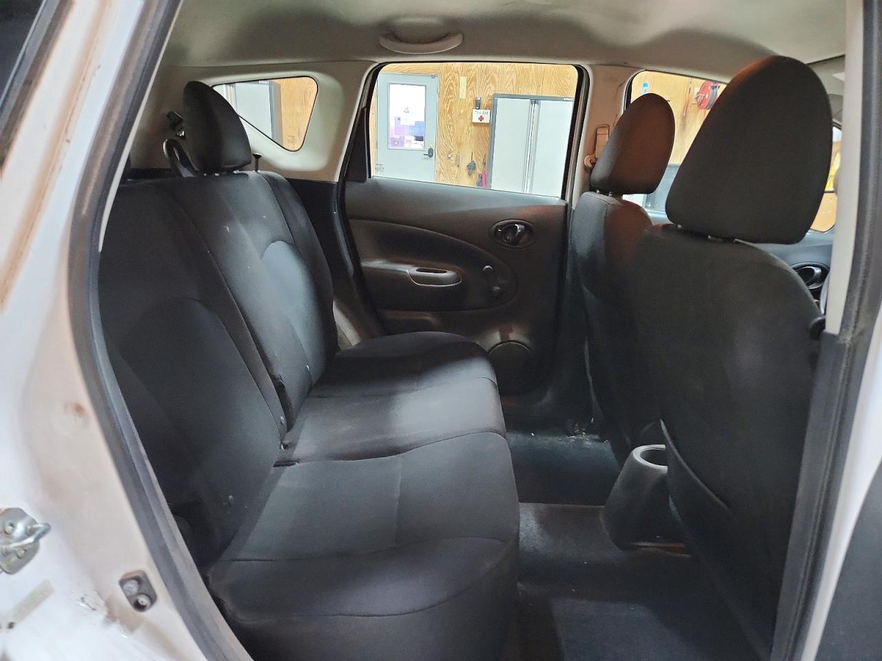 2016 NISSAN Versa Note