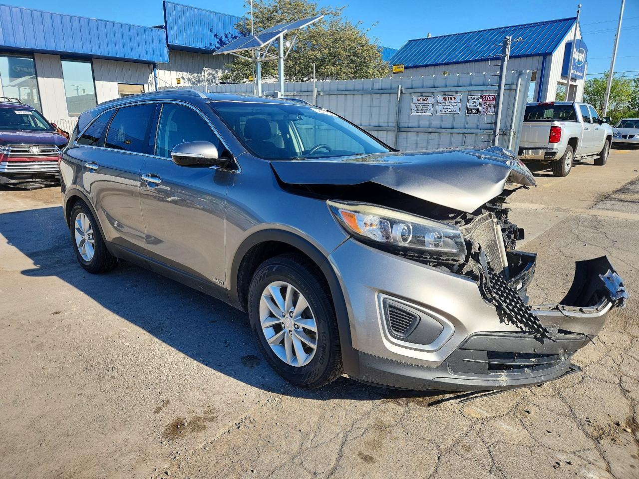 2016 KIA SORENTO