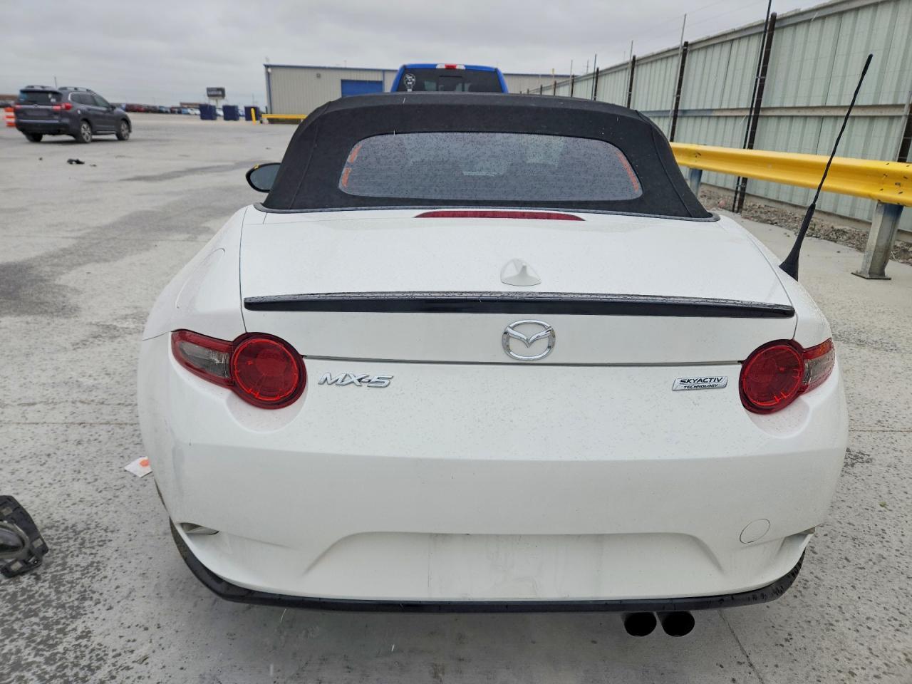 2016 MAZDA MX-5 Miata