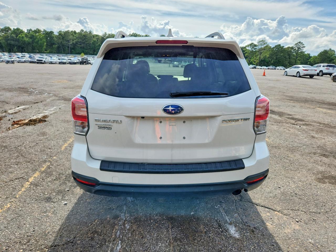 2018 SUBARU FORESTER