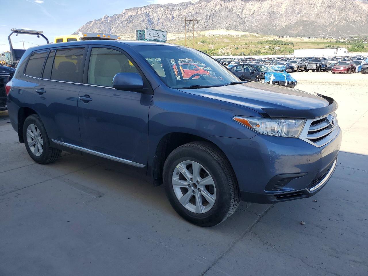 2013 TOYOTA HIGHLANDER
