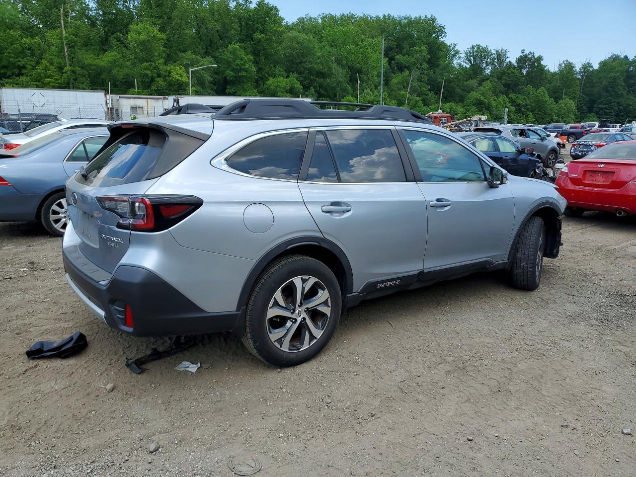 2020 SUBARU Outback