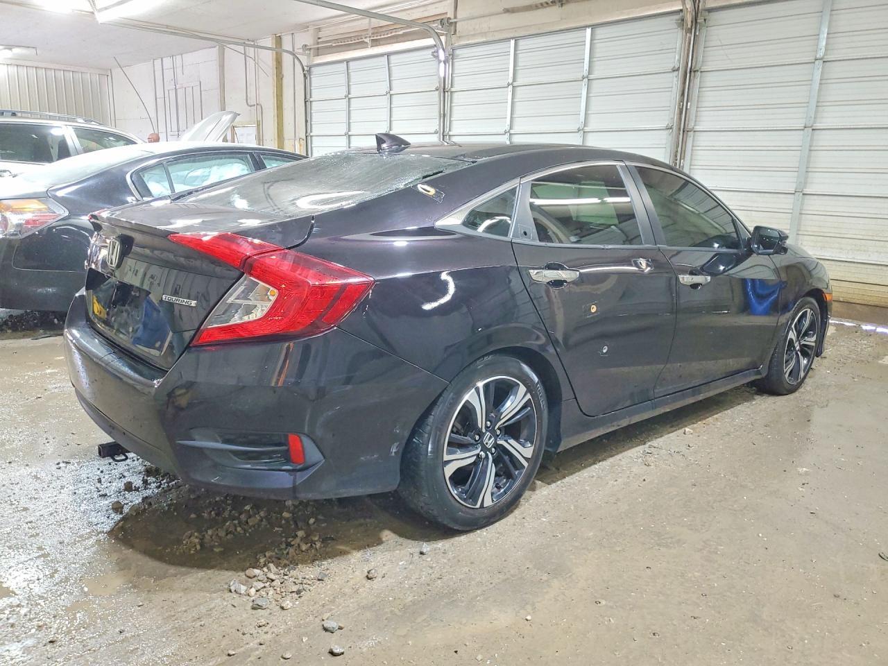 2017 HONDA CIVIC