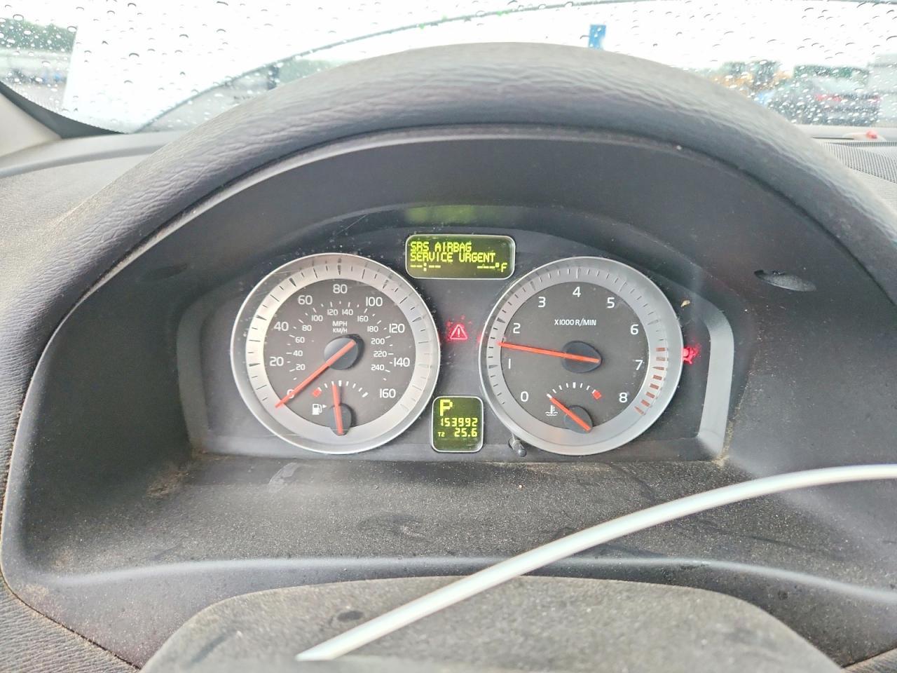 2011 VOLVO C70