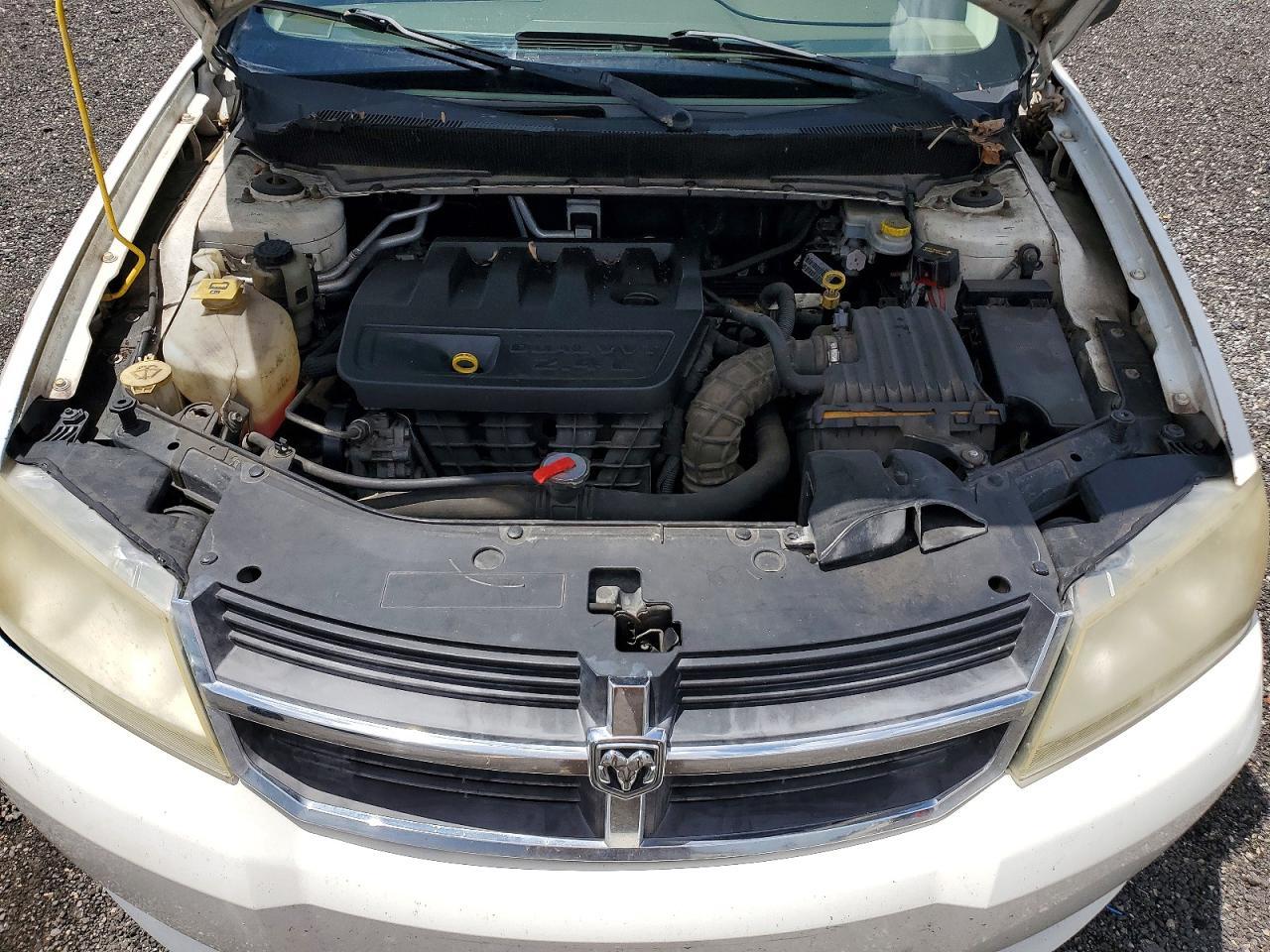 2009 DODGE Avenger